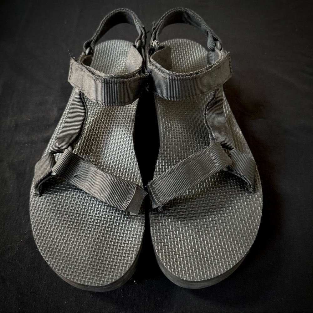 Teva Flatform Universal Sandal 9
